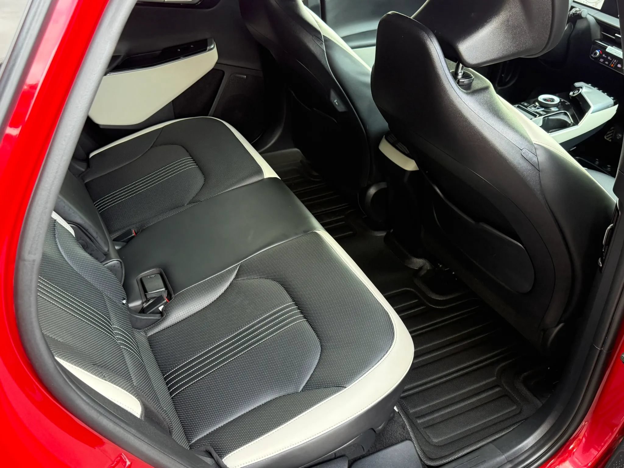 Used 2023 Kia EV6 GT-Line AWD/4WD image 25