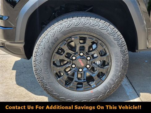 New 2026 GMC Canyon Elevation w/ Convenience Package image 7