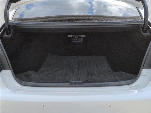 Used 2013 Lexus LS 460 AWD w/ Comfort Pkg image 6
