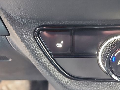 Certified 2026 Honda HR-V Sport image 17