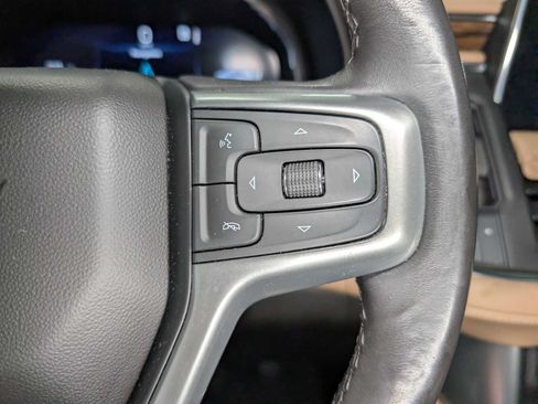 Used 2023 Chevrolet Tahoe Premier AWD/4WD image 38