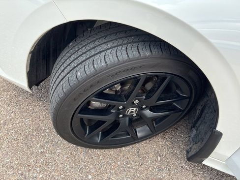 Used 2024 Honda Civic Si image 9