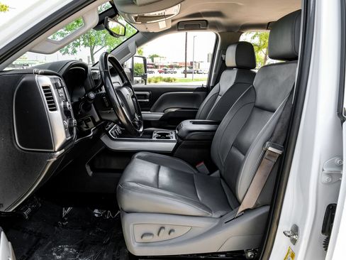 Used 2016 Chevrolet Silverado 2500 LTZ w/ Duramax Plus Package AWD/4WD image 4