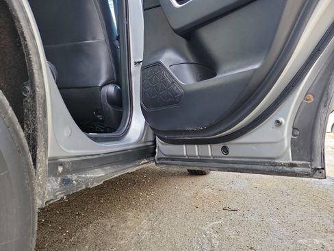 Used 2019 Toyota RAV4 Limited w/ Limited Grade Weather Package image 21