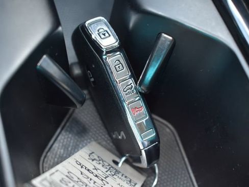 Used 2023 Kia Sorento EX AWD/4WD image 7