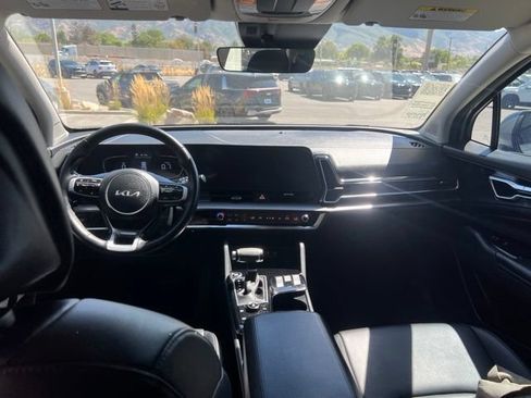 Used 2024 Kia Sportage EX AWD/4WD image 19