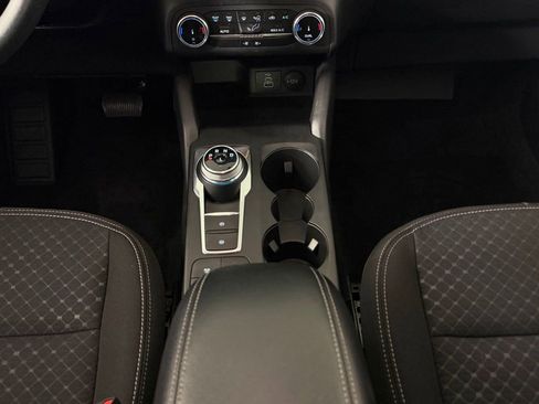 Used 2025 Ford Escape Active image 17