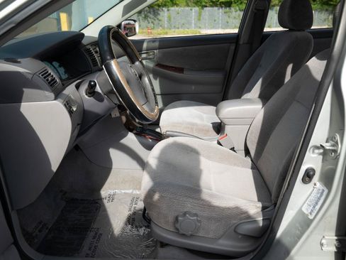 Used 2003 Toyota Corolla CE FWD image 22