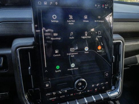 Used 2026 GMC Yukon Denali Ultimate image 23