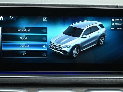 Used 2023 Mercedes-Benz GLE 450 4MATIC w/ AMG Line Exterior image 43