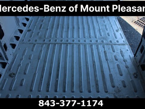 Used 2025 RAM ProMaster 2500 w/ Convenience Group image 11