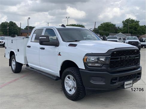 Used 2023 RAM 2500 Tradesman AWD/4WD image 3