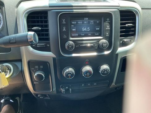Used 2015 RAM 2500 SLT AWD/4WD image 15