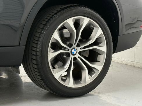 Used 2016 BMW X5 xDrive50i AWD/4WD image 49