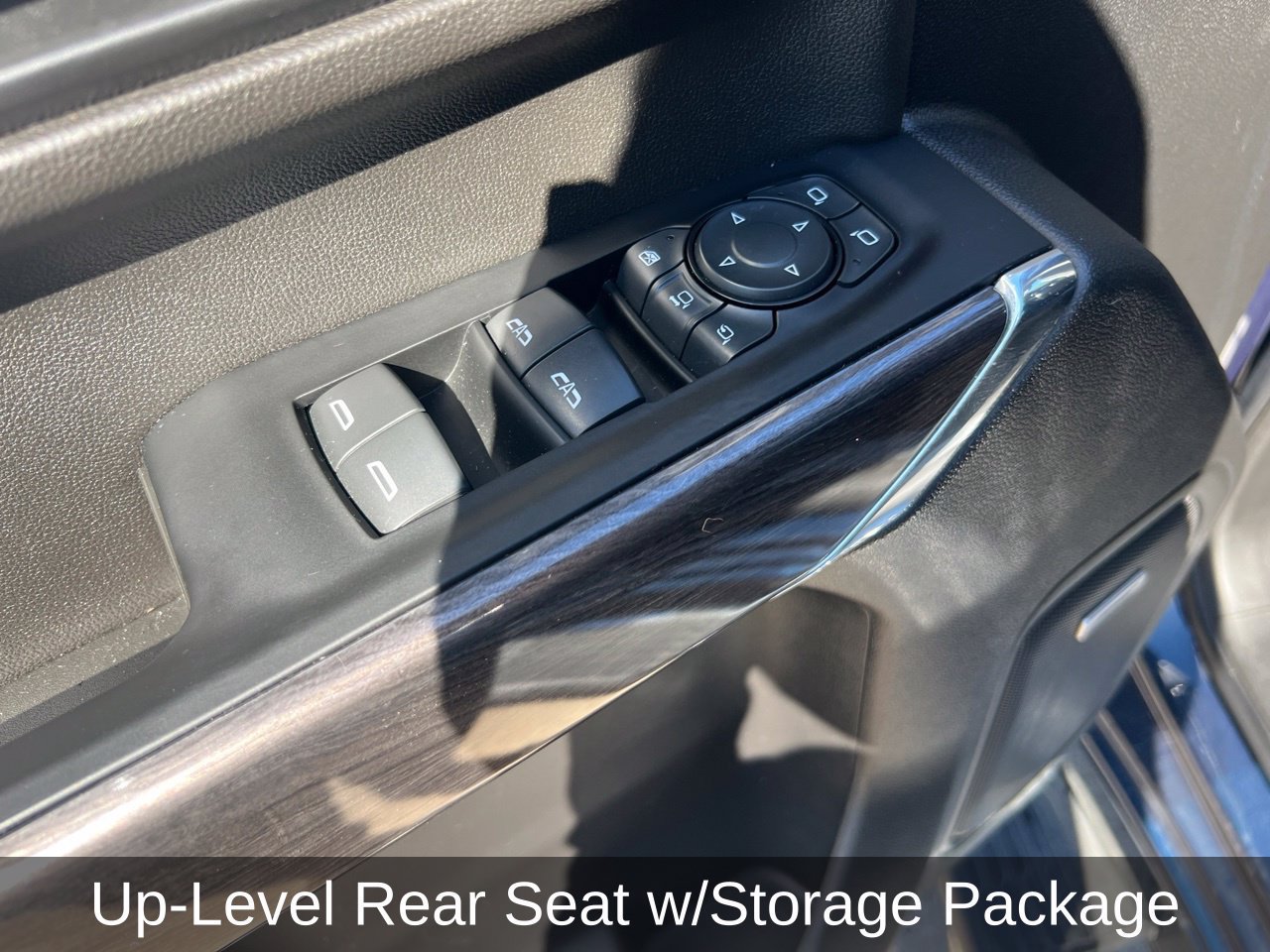 Used 2022 Chevrolet Silverado 2500 LTZ w/ LTZ Premium Package AWD/4WD image 11