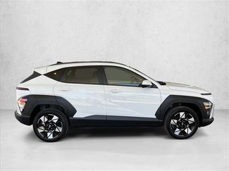 Used 2025 Hyundai Kona SEL AWD/4WD video 4