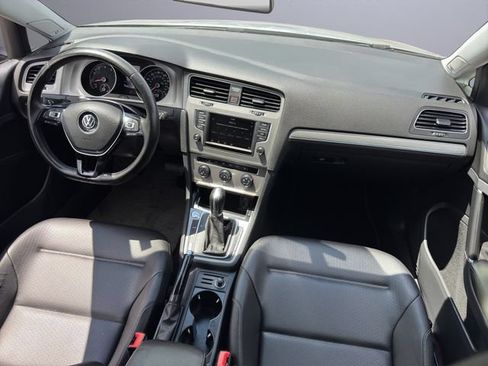 Used 2016 Volkswagen Golf SE w/ Lighting Package FWD image 23