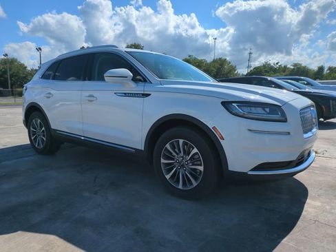 Used 2021 Lincoln Nautilus FWD w/ Equipment Group 101A image 1