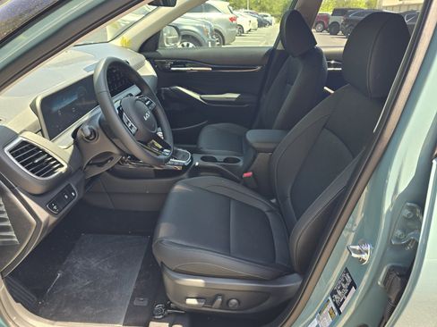 New 2026 Kia Seltos EX FWD image 5