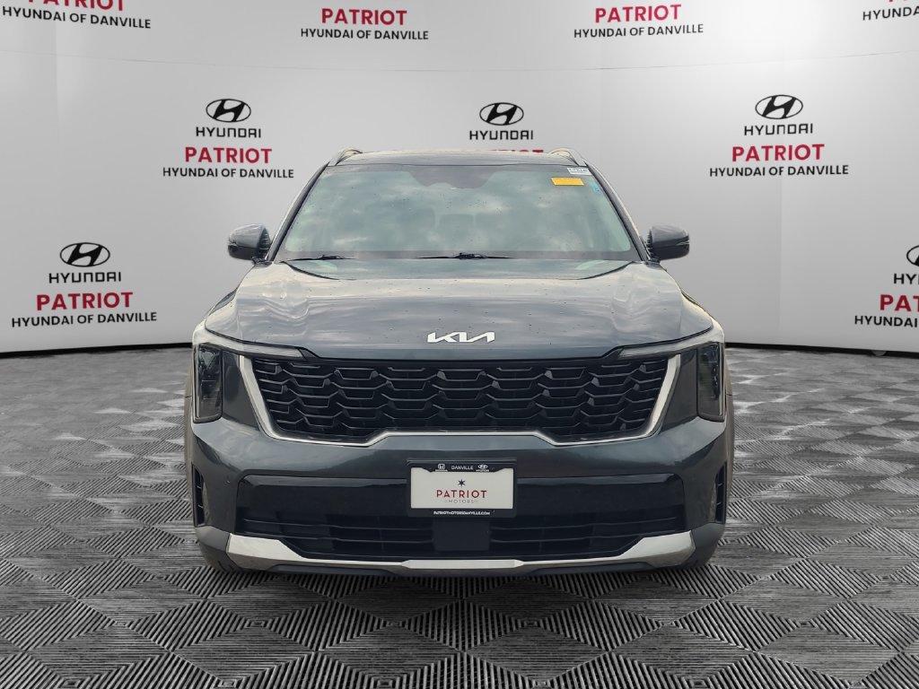 Used 2025 Kia Sorento S FWD image 8