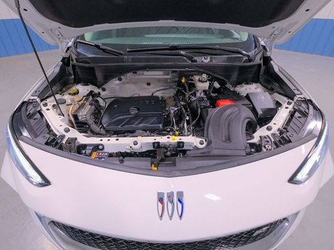 Used 2024 Buick Encore GX Sport Touring image 40