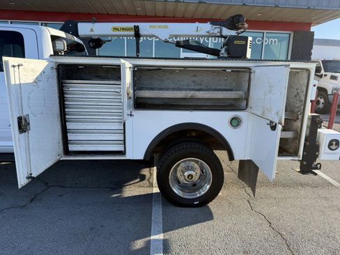 Used 2018 RAM 5500 Tradesman w/ Ambulance Prep Group image 22