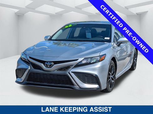 Used 2023 Toyota Camry SE FWD image 8