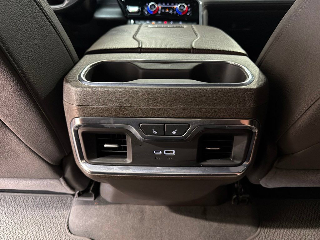 Used 2025 GMC Sierra 2500 Denali AWD/4WD image 18