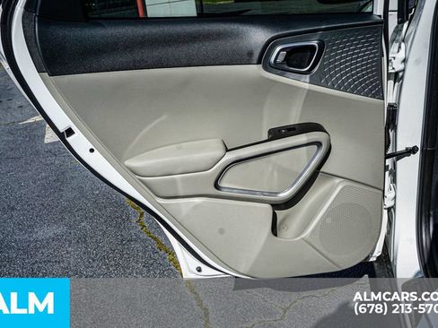 Used 2025 Kia Soul LX FWD image 47