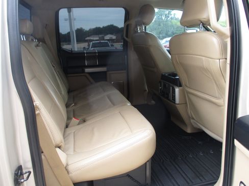 Used 2017 Ford F250 Lariat w/ Lariat Value Package image 11