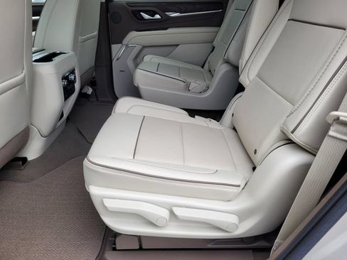 Used 2022 GMC Yukon Denali RWD image 27