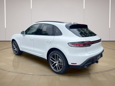 New 2026 Porsche Macan AWD/4WD image 3