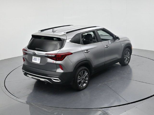 Used 2021 Kia Seltos S AWD/4WD image 40
