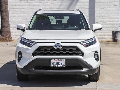 Certified 2022 Toyota RAV4 XLE Premium AWD/4WD image 2