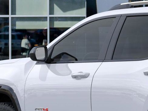 New 2026 GMC Terrain AT4 image 28