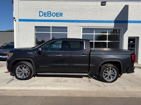 Used 2020 GMC Sierra 1500 Denali w/ Denali Ultimate Package AWD/4WD image 2