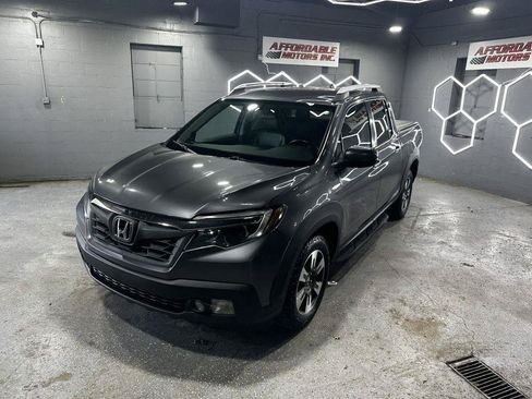 Used 2017 Honda Ridgeline RTL image 2