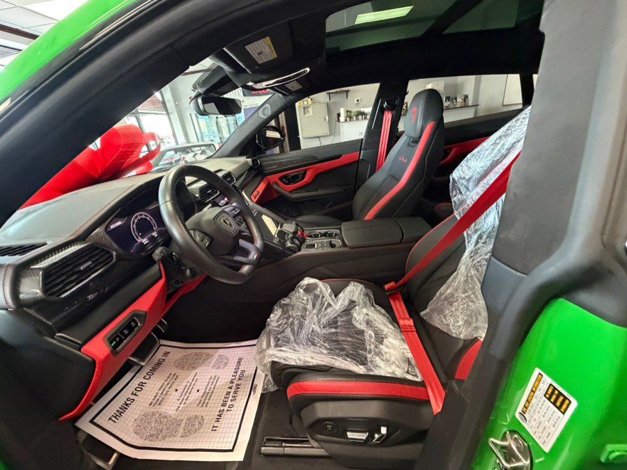 Used 2023 Lamborghini Urus S AWD/4WD image 32