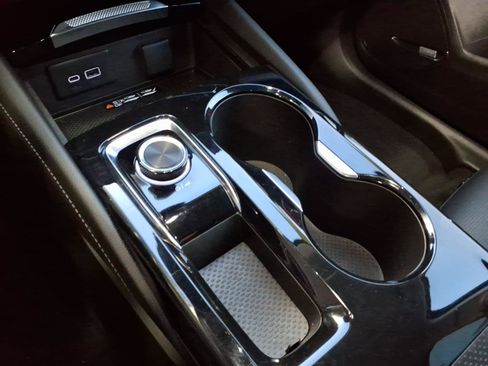 Used 2024 Buick Envision Preferred AWD/4WD image 14