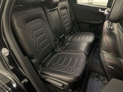 Used 2024 Ford Escape ST-Line Elite w/ Premium Technology Package AWD/4WD image 22