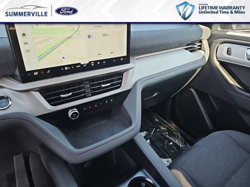 New 2026 Ford Explorer Active RWD image 24