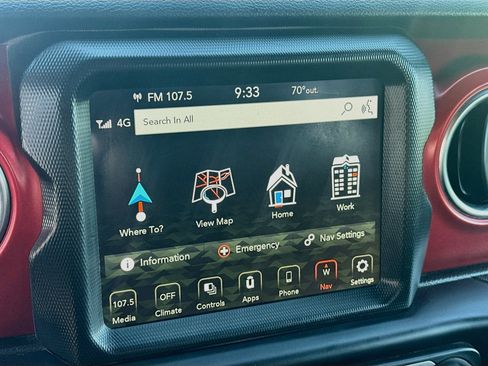 Used 2022 Jeep Wrangler Unlimited Rubicon AWD/4WD image 21