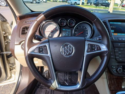 Used 2013 Buick Regal Premium FWD image 14