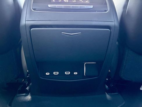 Used 2021 Cadillac Escalade ESV Premium Luxury Platinum AWD/4WD image 25