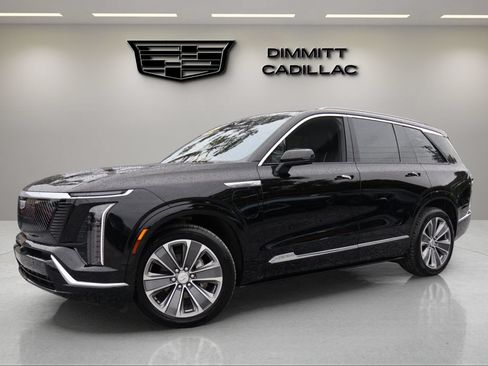 Certified 2026 Cadillac Vistiq Luxury AWD/4WD image 1
