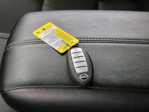 Used 2025 Nissan Altima 2.5 SV FWD image 23