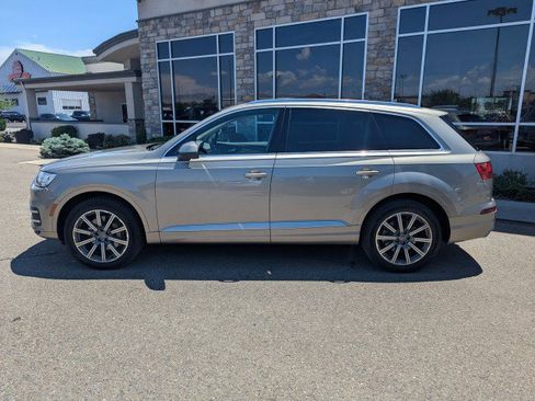 Used 2017 Audi Q7 3.0T Prestige AWD/4WD image 2