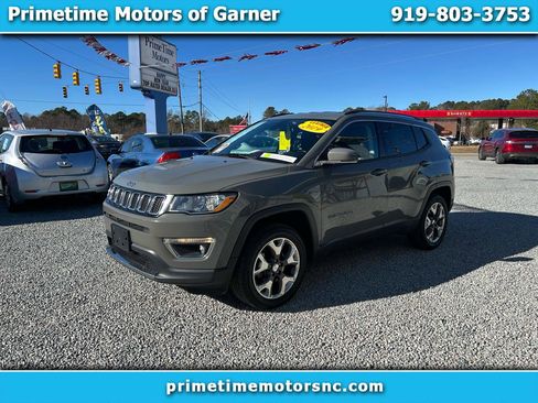 Used 2019 Jeep Compass Limited image 1