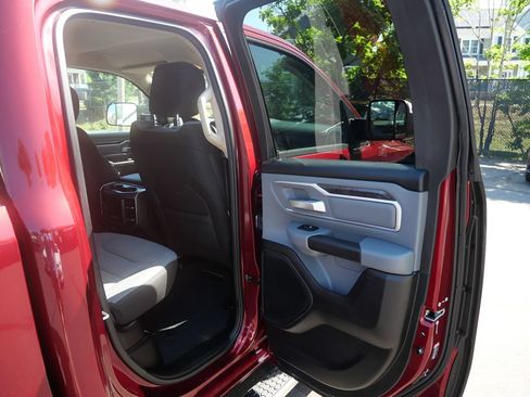 Used 2019 RAM 1500 Big Horn AWD/4WD image 34