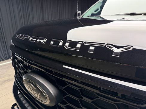 Used 2026 Ford F250 Lariat w/ Black Appearance Package AWD/4WD image 13
